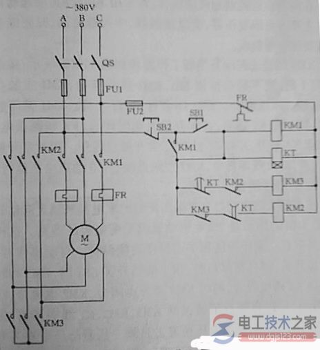 接触器星三角启动原理图