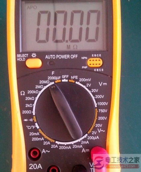 数字万用表怎么测电压6