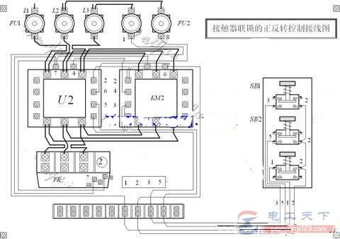 一例正反转星三角降压启动的电路图，带接触器联锁的正反转(图四)