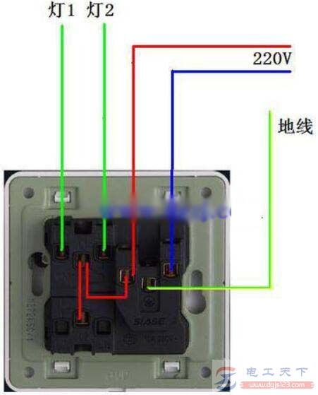 双开五孔插座怎么接线，一例双控二开5孔插座的实物接线图