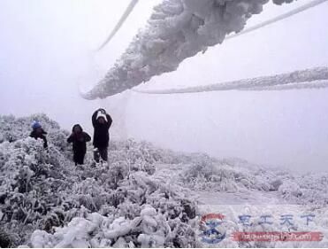 电的基础知识四：输电线路遇到冰雪灾害怎么办