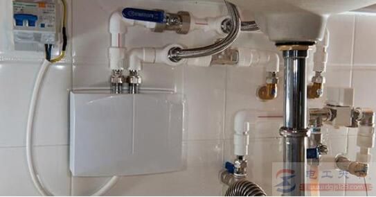 电热水器使用误区二：漏电保护器可以确保洗浴安全