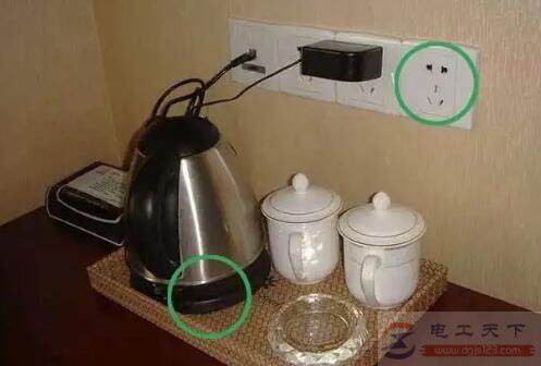 电热水壶通电后不加热且指示灯不亮怎么处理