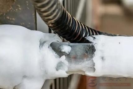 空调粗管结霜结冰的四种原因